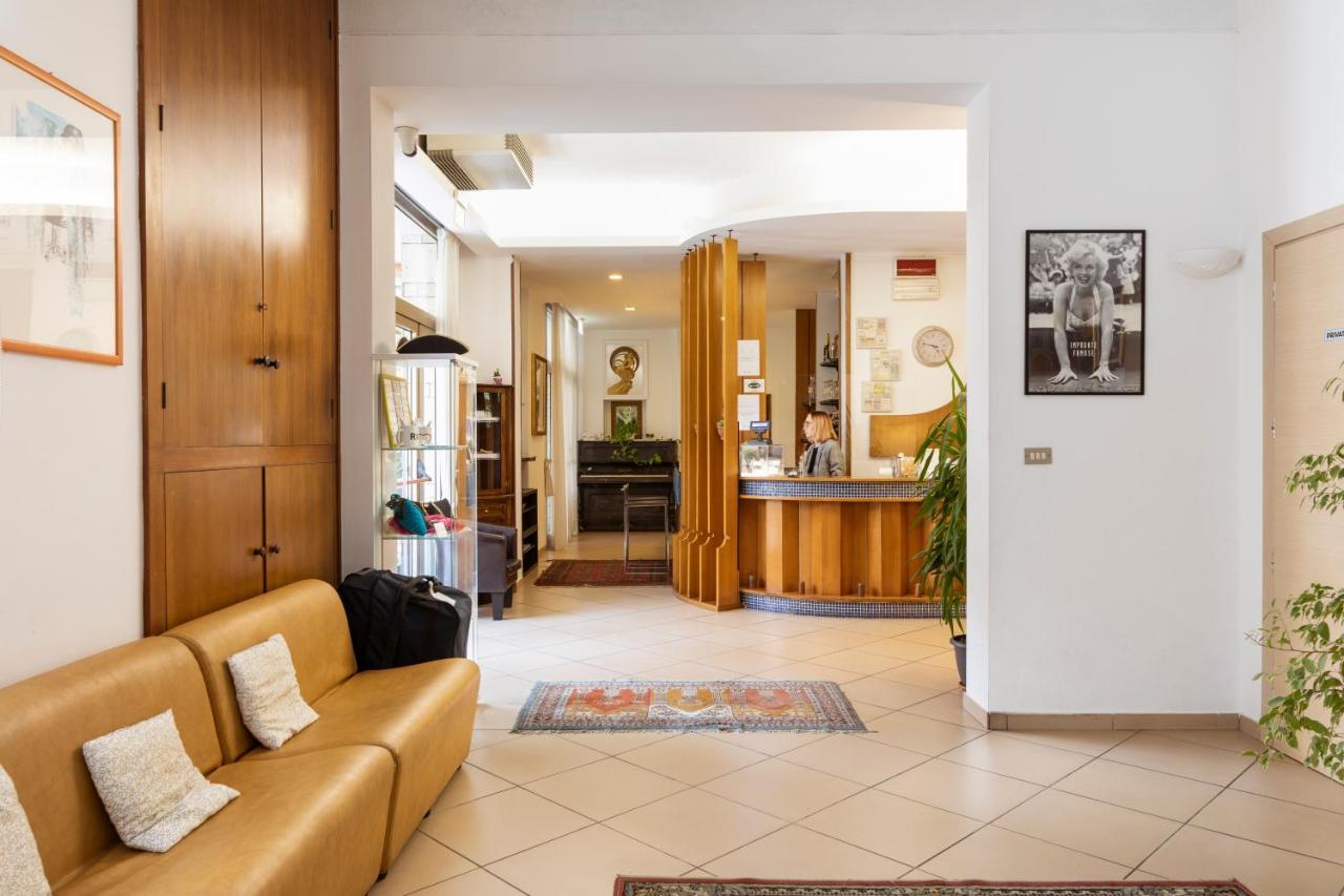 Hotel Ausonia B&B Rimini Luaran gambar