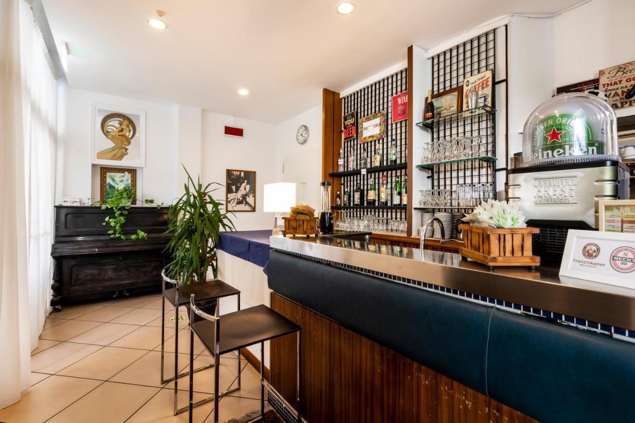 Hotel Ausonia B&B Rimini Luaran gambar