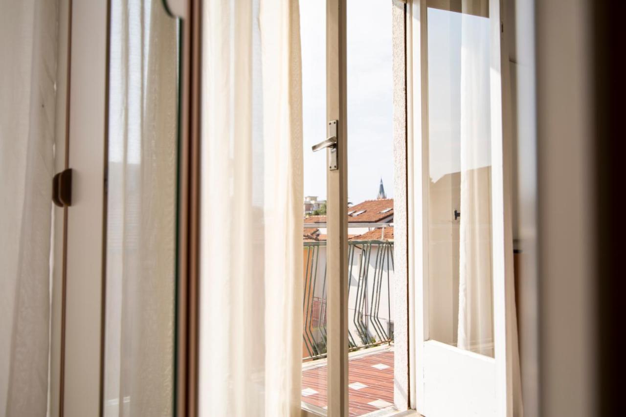 Hotel Ausonia B&B Rimini Luaran gambar